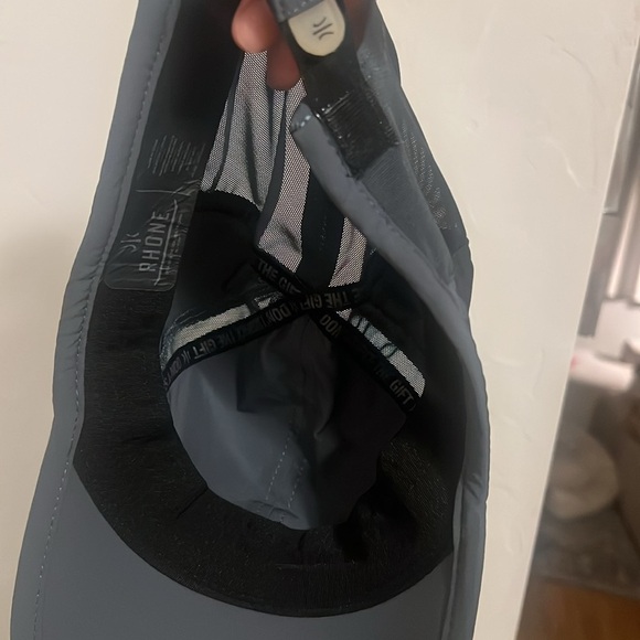 Rhone grey adjustable cap one size with maroon logo on front - Picture 4 of 7